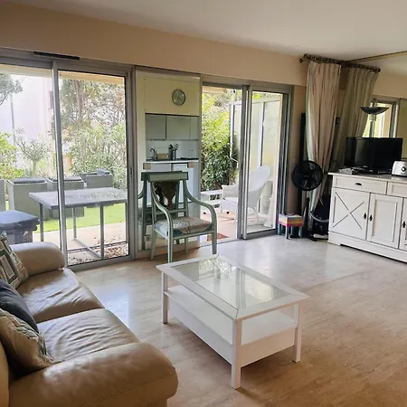 Light Modern With Garden Terrace Shared Pool - 2294 Апартаменты