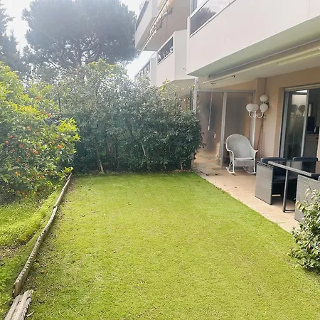 Light Modern With Garden Terrace Shared Pool - 2294 * 戛纳