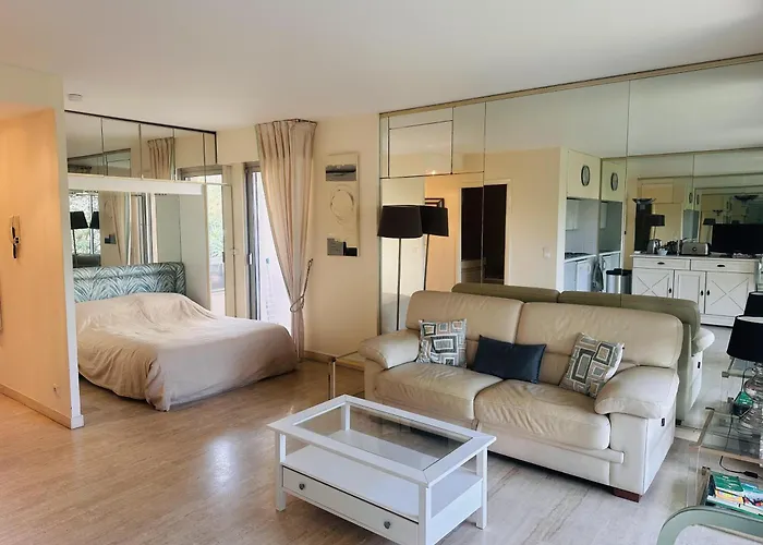 Light Modern With Garden Terrace Shared Pool - 2294 Apartament *