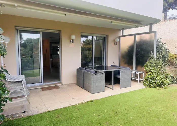 شقة Light Modern With Garden Terrace Shared Pool - 2294 كان